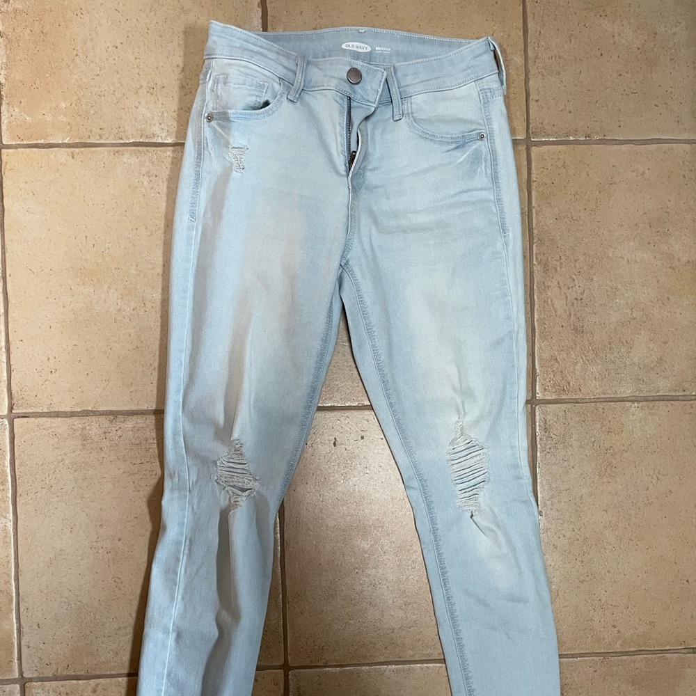Old Navy Super Skinny Ripped Jeans